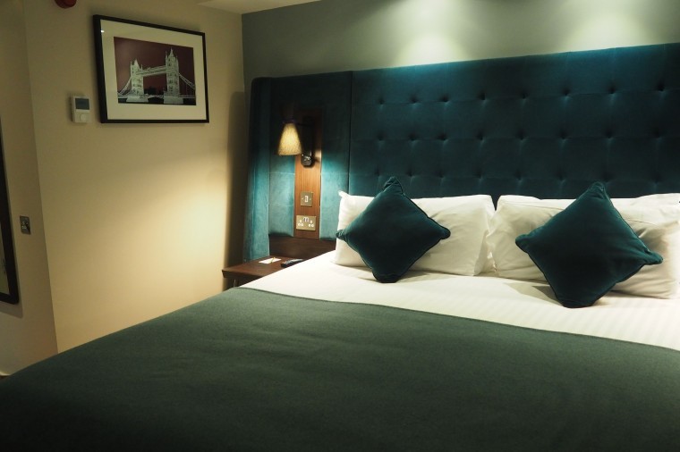 the brunette southwark hotel mercure london bridge