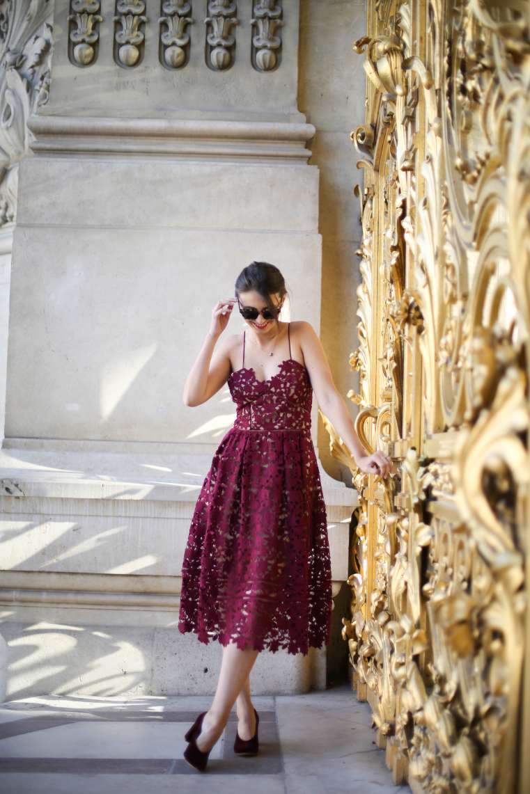 look-self-portrait-burgundy-dress-the-brunette-blog-mode-paris-4